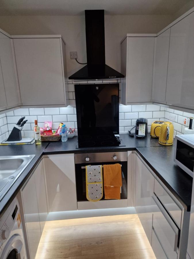 Balco Sherwood Apartment - 2 Bedrooms, 5 Beds - Sky Tv And Internet Nottingham Exterior photo